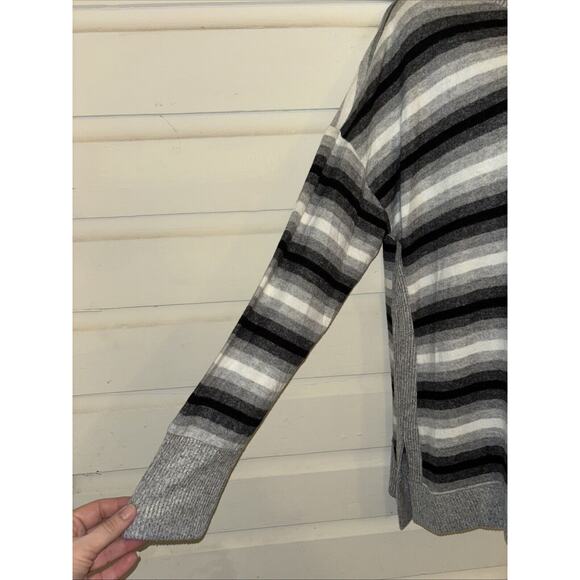 NWT Charlie B Long Sleeve Pullover Sweater Size L - Picture 5 of 9